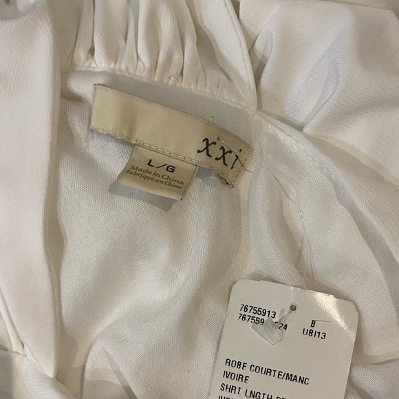 Fitted asymmetrical dress - Picture 6 of 6